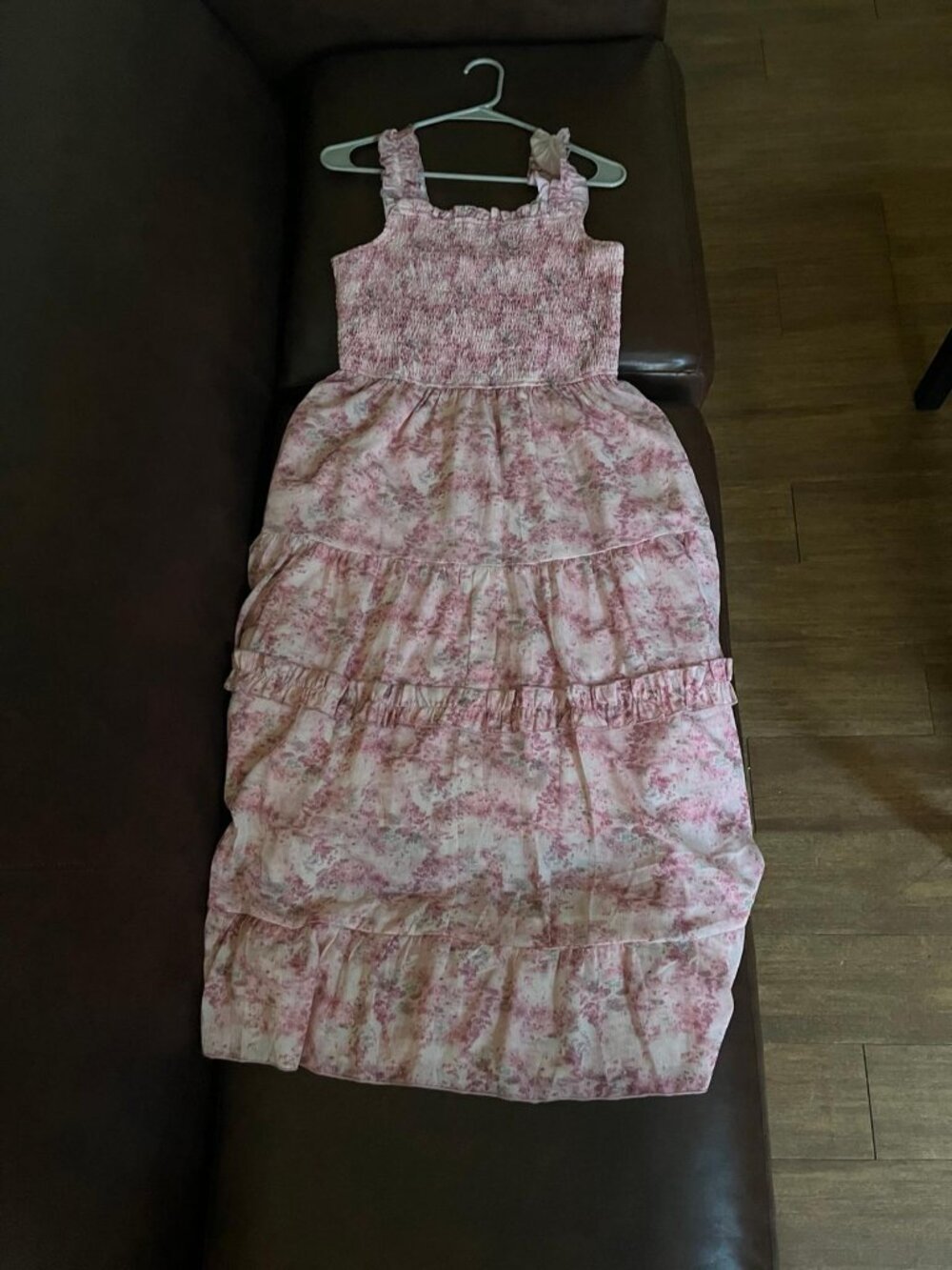 loral Dress - Picture 1 of 1